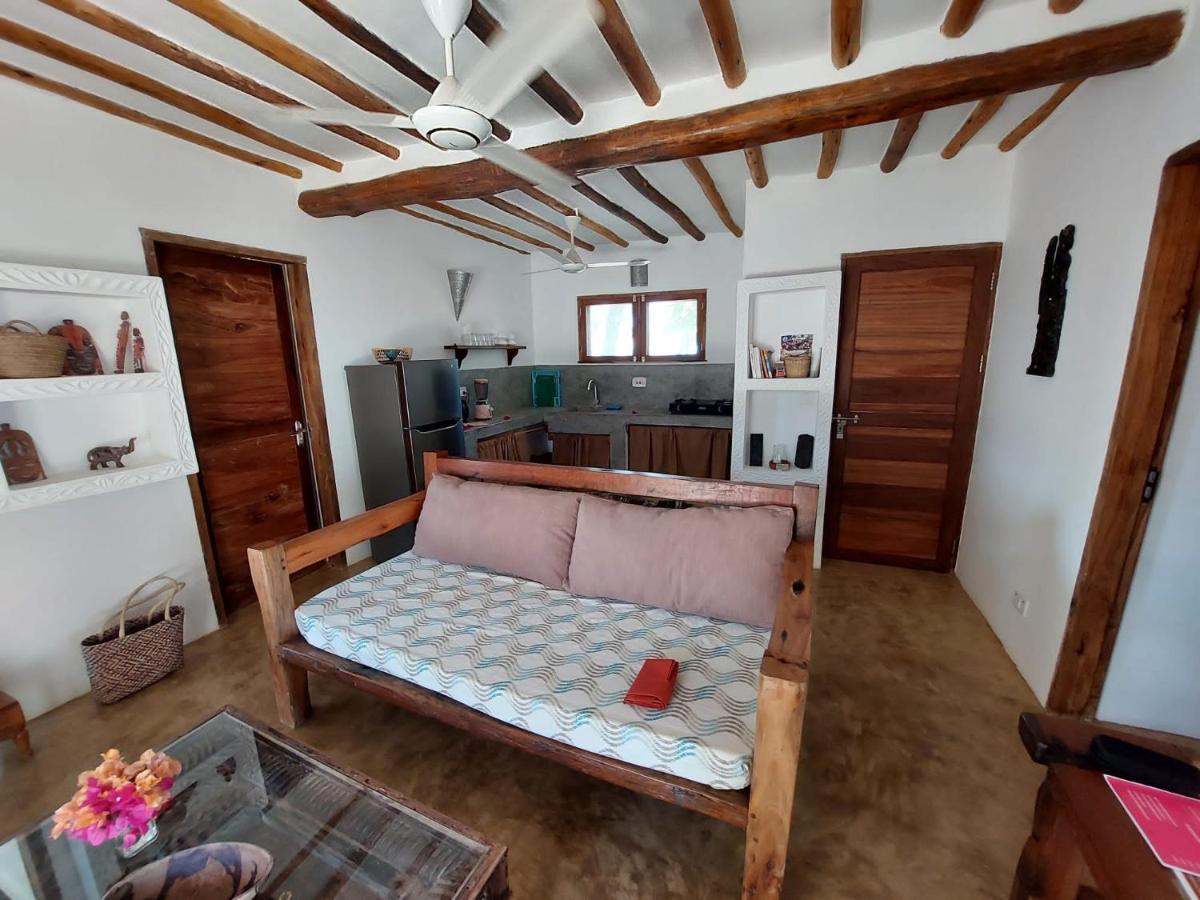 Moyo Top Floor Apartment Pwani Mchangani Exterior photo